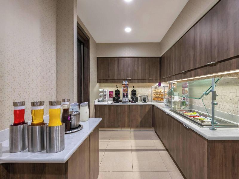 Residence Inn Charlotte City Center image