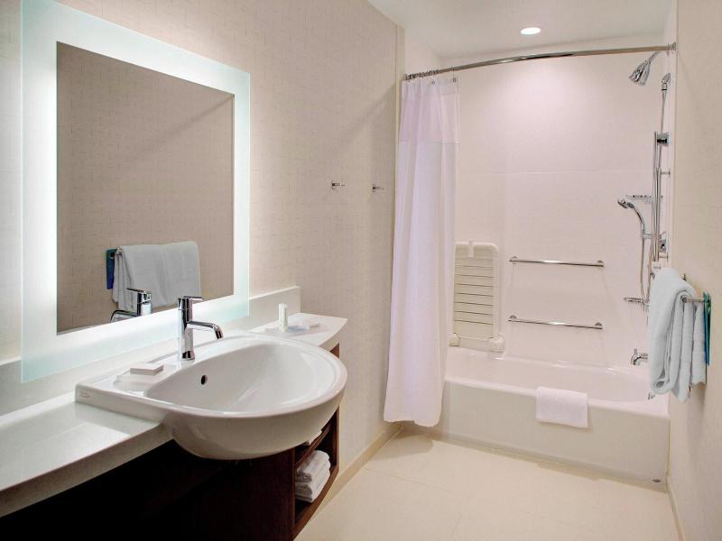 SUITE KING SIZE BED — photo 6