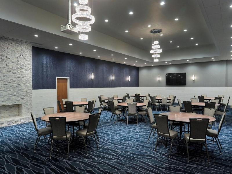Fairfield Inn & Suites by Marriott Helen image