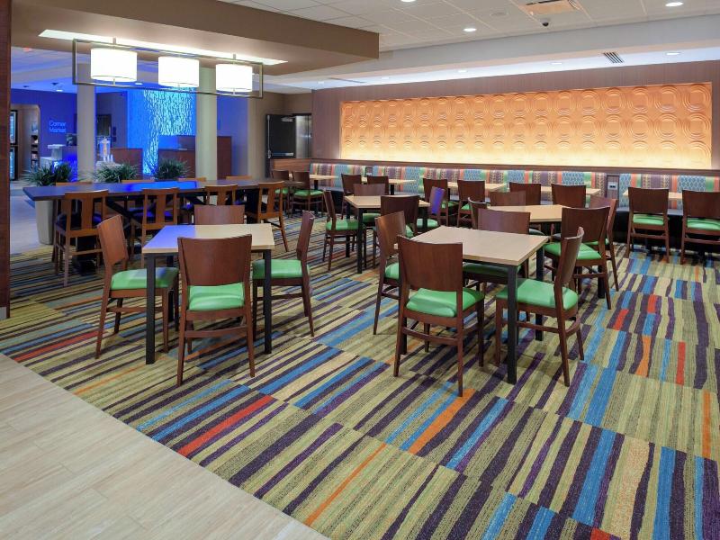 Fairfield Inn & Suites by Marriott Augusta Washing