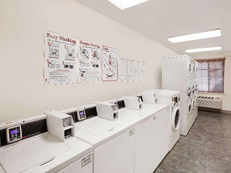 Woodspring Suites Houston Westchase image