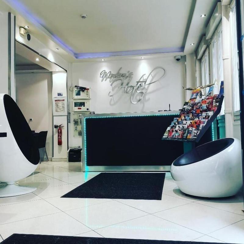 Modern's Hotel image