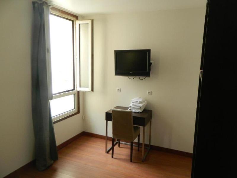 Modern's Hotel image