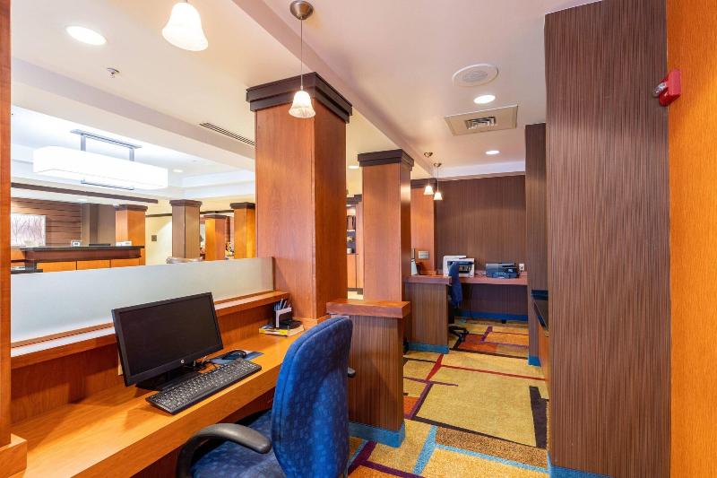 Fairfield Inn & Suites by Marriott Carlisle image