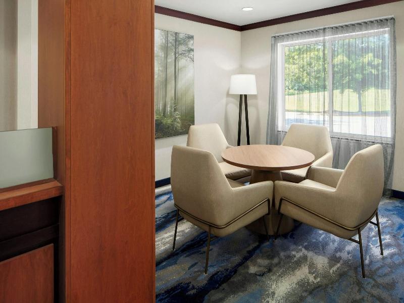 Fairfield Inn & Suites by Marriott Carlisle image