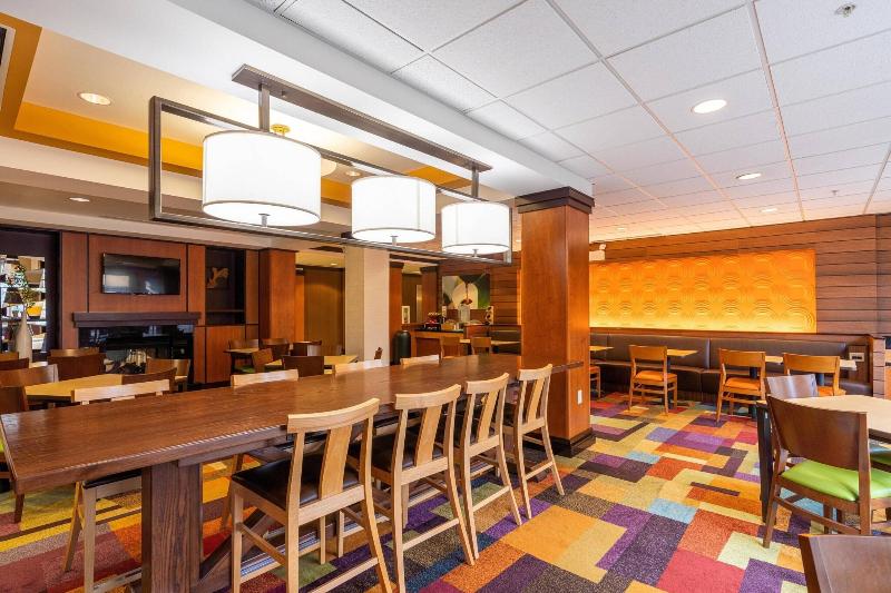 Fairfield Inn & Suites by Marriott Carlisle image