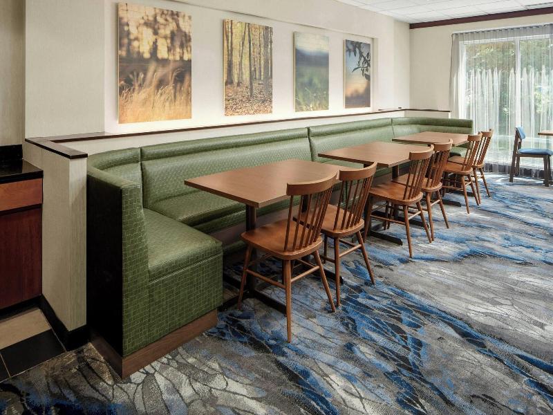 Fairfield Inn & Suites by Marriott Carlisle image