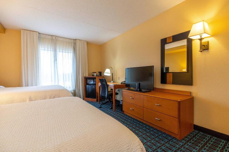 Fairfield Inn & Suites by Marriott Carlisle image