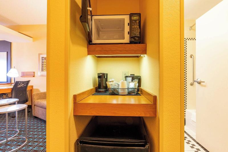 Fairfield Inn & Suites by Marriott Carlisle image