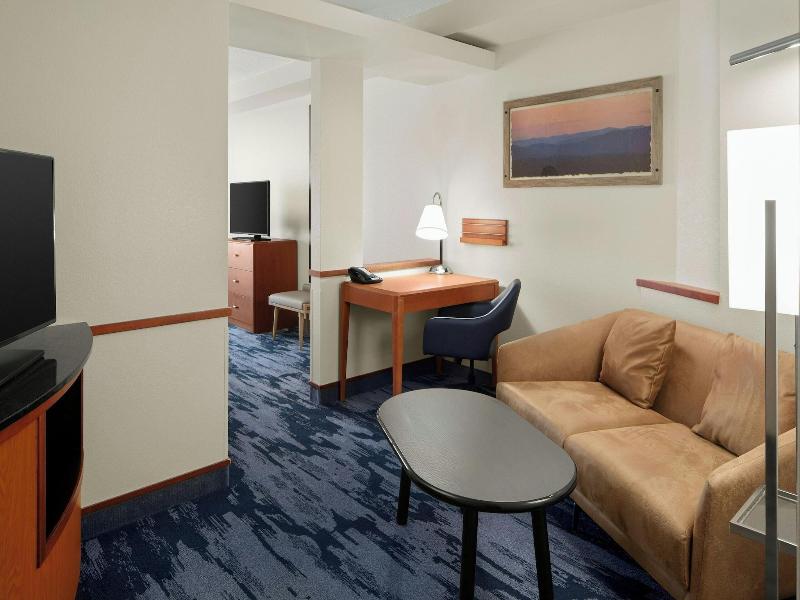 Fairfield Inn & Suites by Marriott Carlisle image
