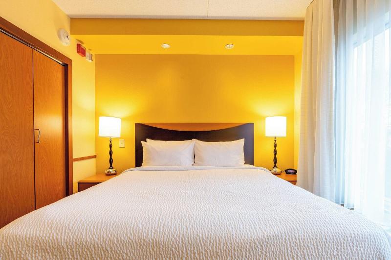Fairfield Inn & Suites by Marriott Carlisle image