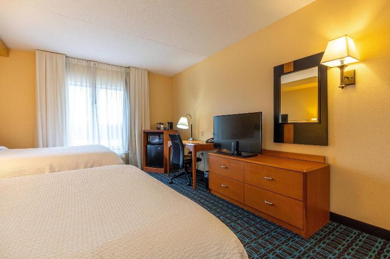 Fairfield Inn & Suites by Marriott Carlisle image