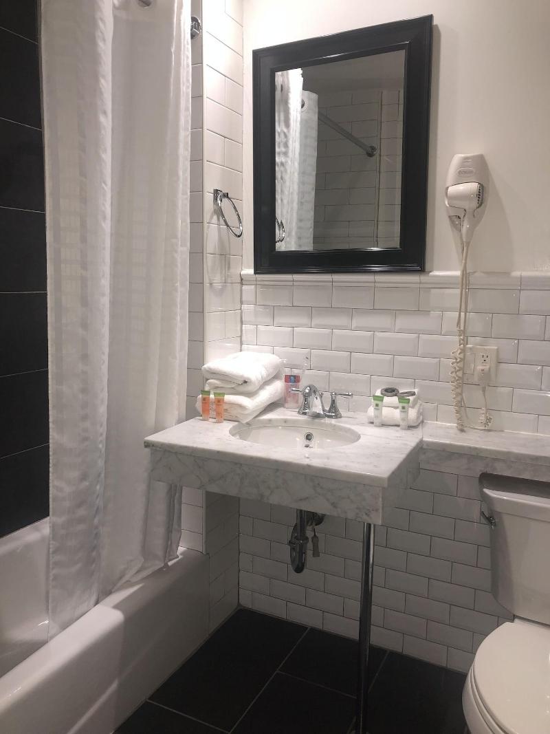 Bogart Hotel image