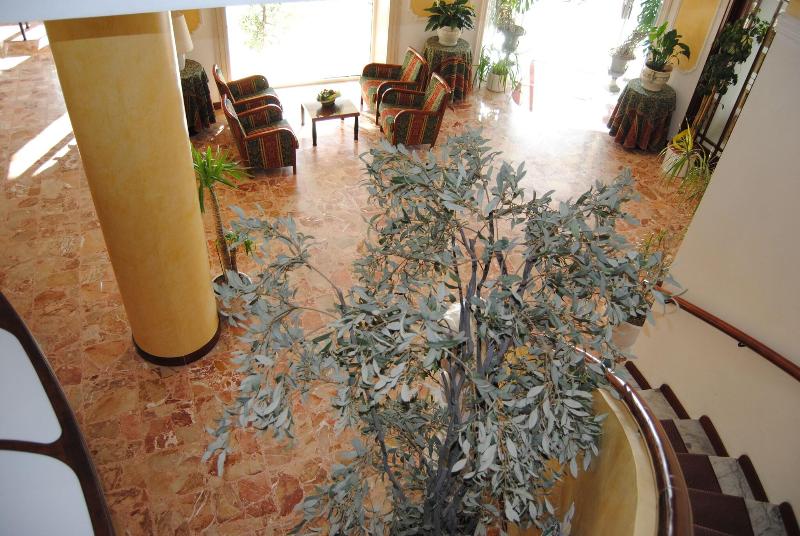 Hotel Capri & Residence image