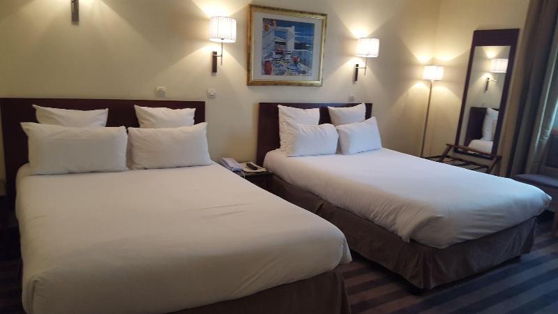 Hôtel Saint Cyr Etoile image