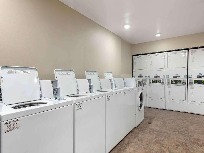 Woodspring Suites Colorado Springs image