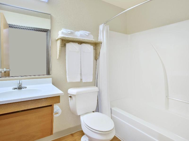 Woodspring Suites Colorado Springs image
