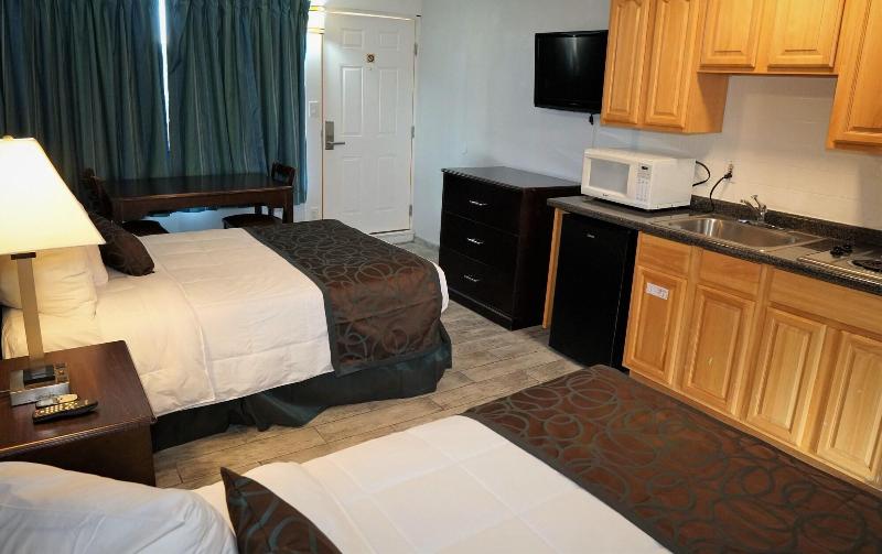 Sunset Beach Hotel image