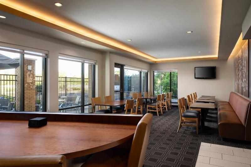 Towneplace Suites By Marriott Ann Arbor image