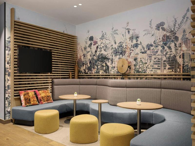 Courtyard By Marriott Paris Porte De Versailles image