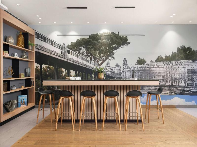 Courtyard By Marriott Paris Porte De Versailles image