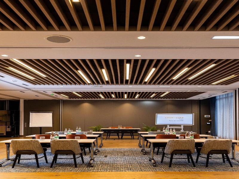 Courtyard By Marriott Paris Porte De Versailles image
