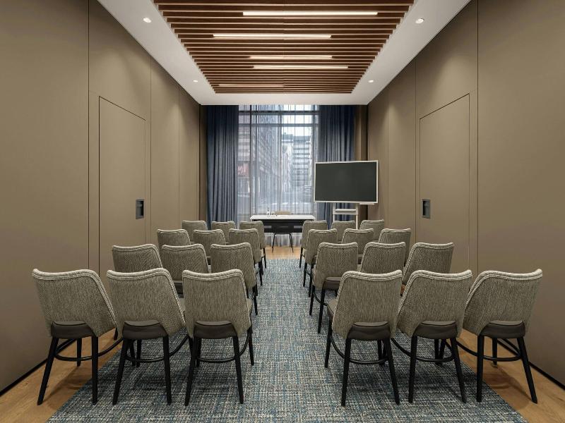 Courtyard By Marriott Paris Porte De Versailles image