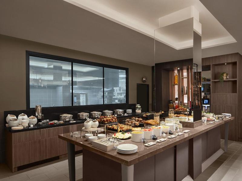 Courtyard By Marriott Paris Porte De Versailles image