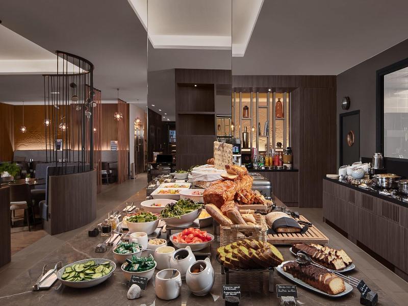 Courtyard By Marriott Paris Porte De Versailles image