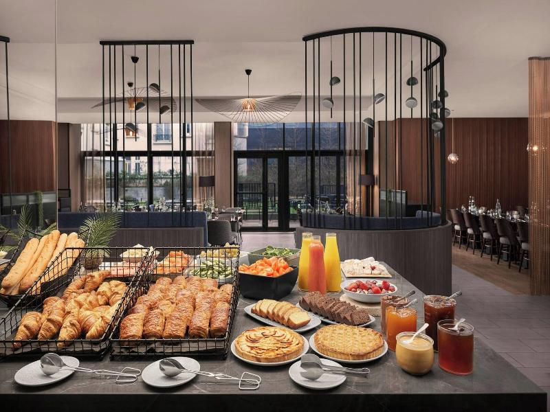 Courtyard By Marriott Paris Porte De Versailles image