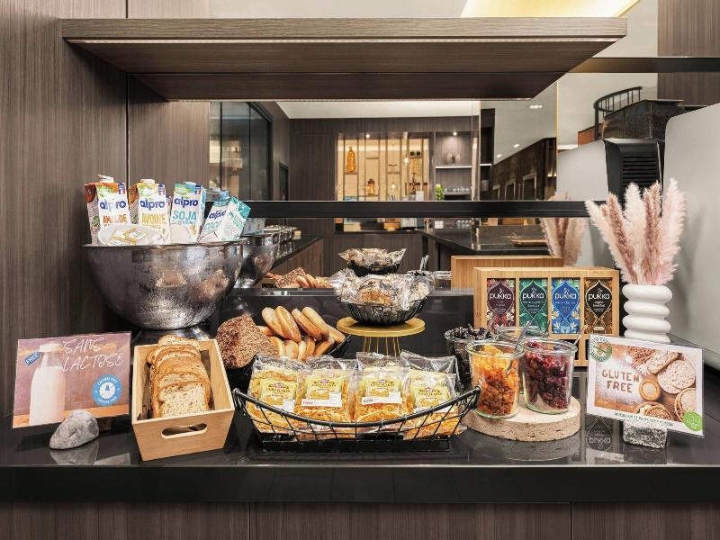 Courtyard By Marriott Paris Porte De Versailles image