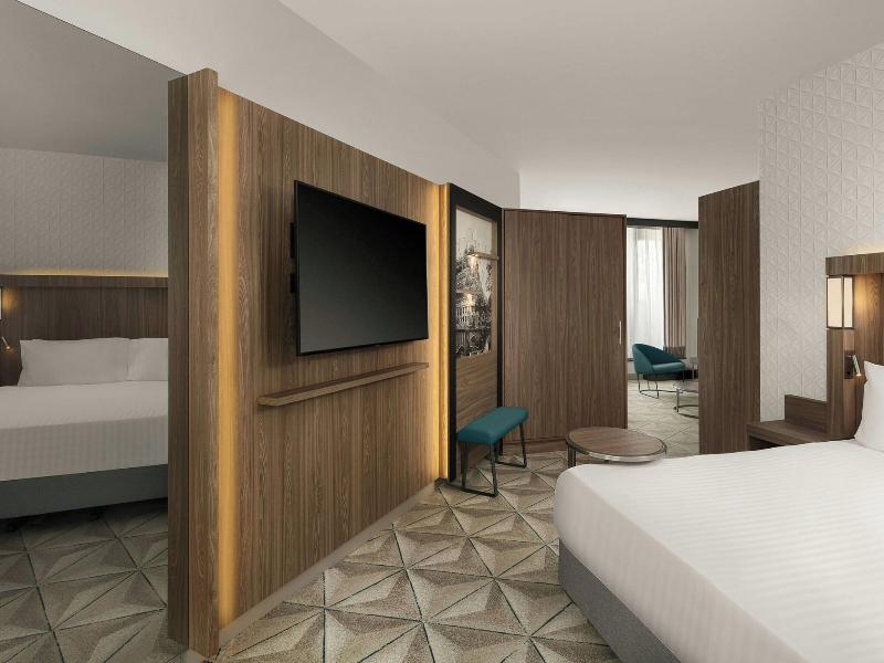 Courtyard By Marriott Paris Porte De Versailles image