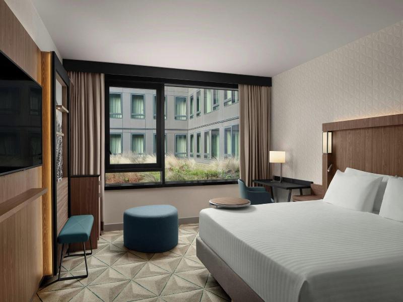 Courtyard By Marriott Paris Porte De Versailles image