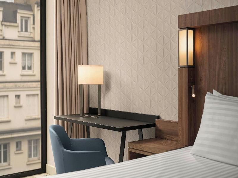 Courtyard By Marriott Paris Porte De Versailles image