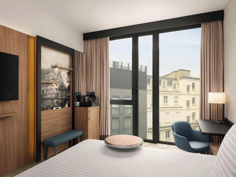 Courtyard By Marriott Paris Porte De Versailles image