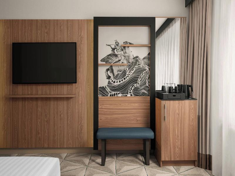 Courtyard By Marriott Paris Porte De Versailles image
