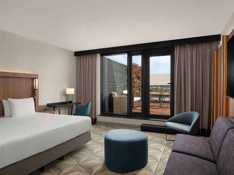 Courtyard By Marriott Paris Porte De Versailles image