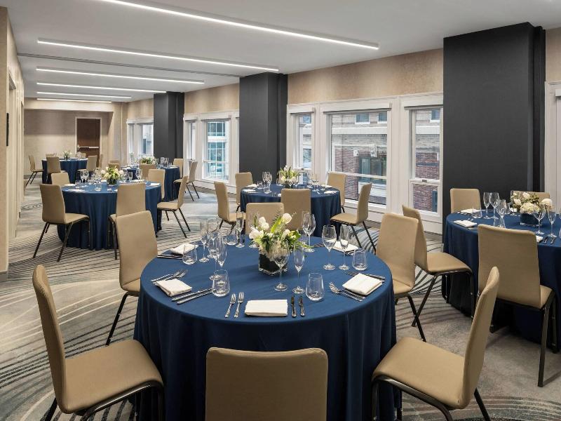 Glass Light Hotel & Gallery, Autograph Collection image