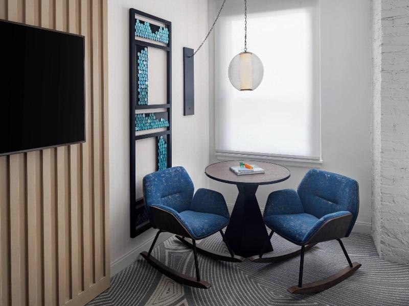 Glass Light Hotel & Gallery, Autograph Collection image