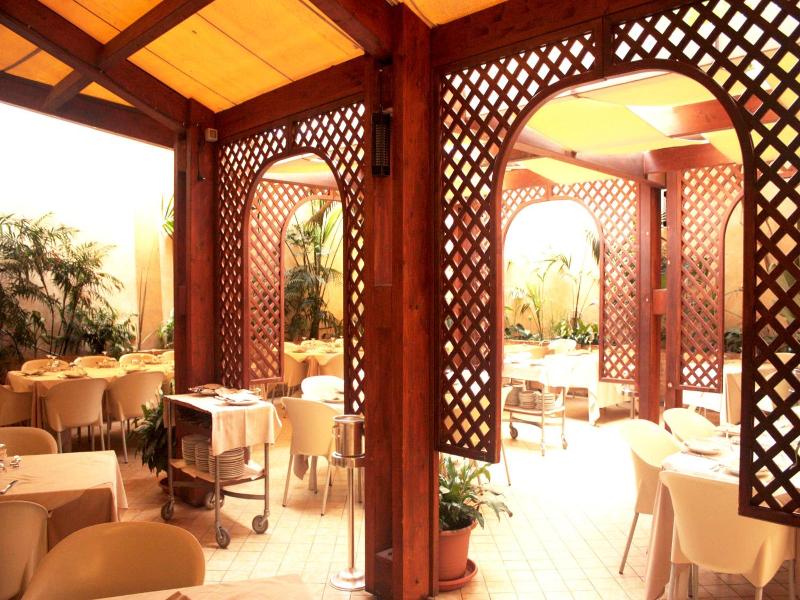 Hotel Flora image