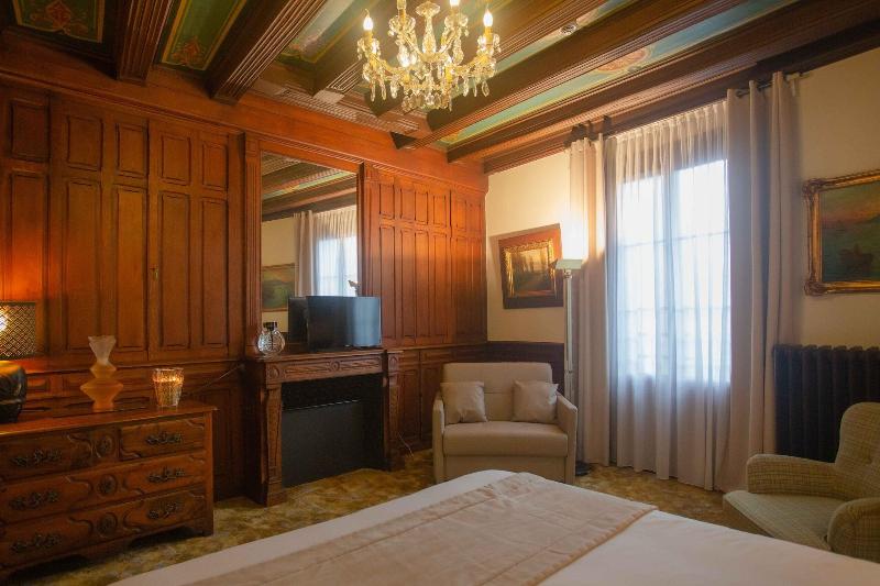 Hôtel Au Charme Rabelaisien image
