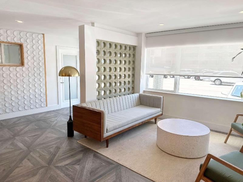 Park Royal Miami Beach image