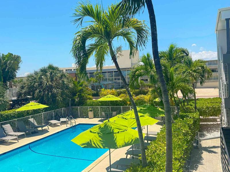 Park Royal Miami Beach image