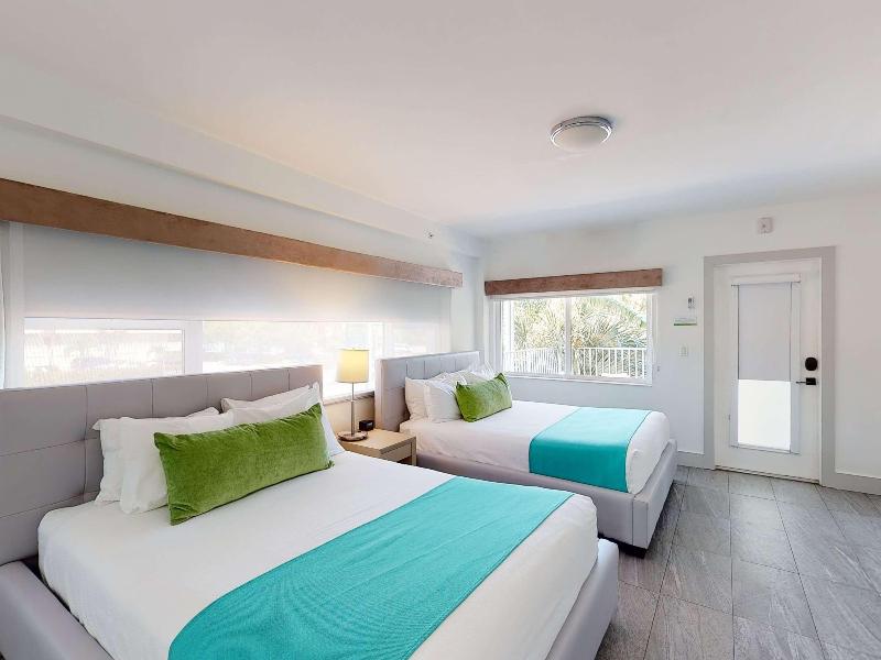 Park Royal Miami Beach image