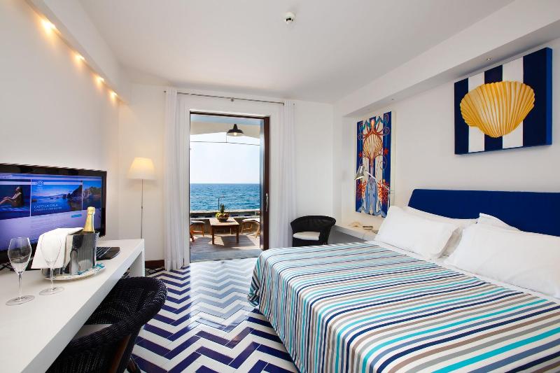 Capo La Gala Hotel & Wellness image