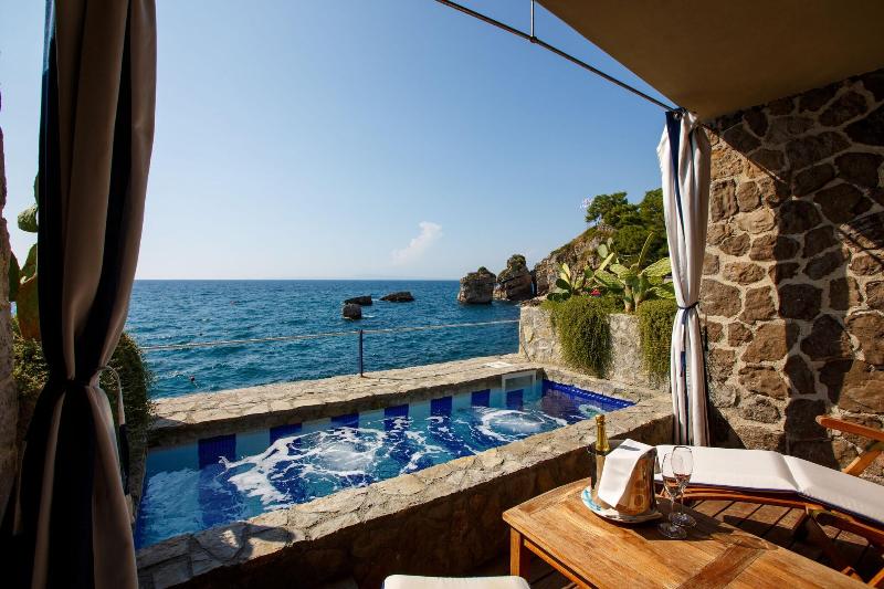 Capo La Gala Hotel & Wellness image