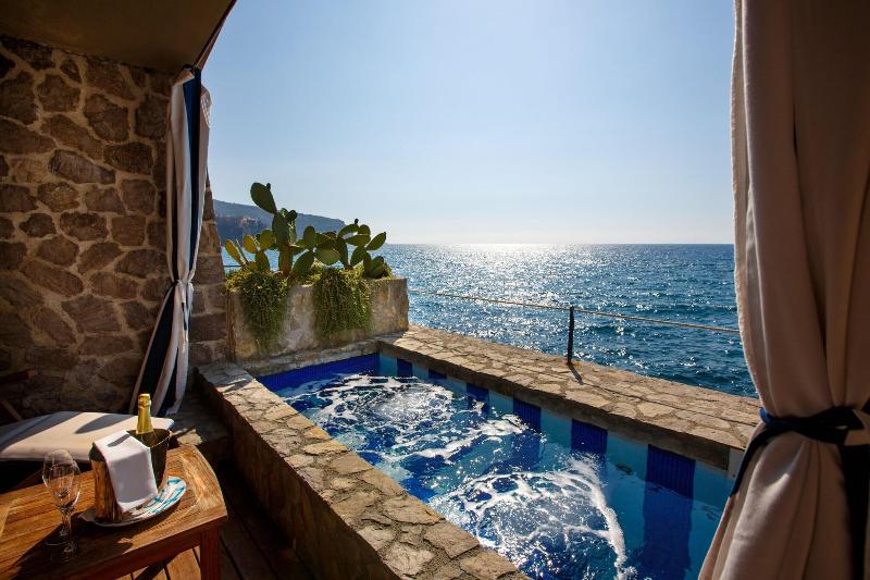 Capo La Gala Hotel & Wellness image
