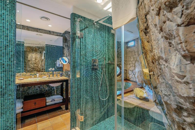Capo La Gala Hotel & Wellness image