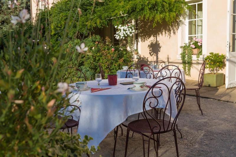 Hôtel le Clos image