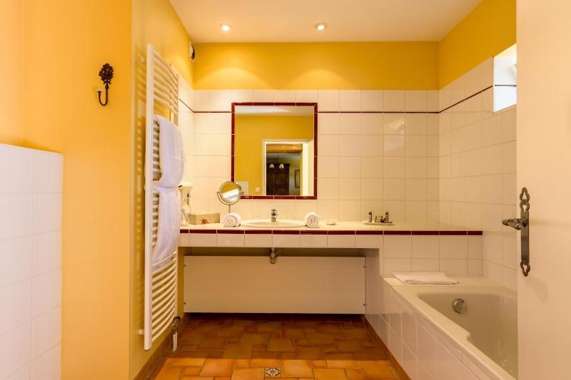 Hôtel le Clos image
